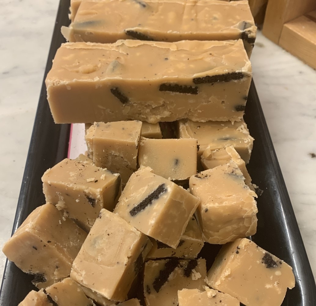 Oreo Cookies and Cream Fudge